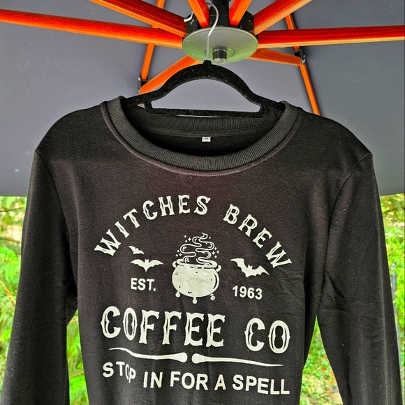 Women's Witches Brew Coffee Company Sweatshirt black white Sz M Like New - Picture 3 of 13